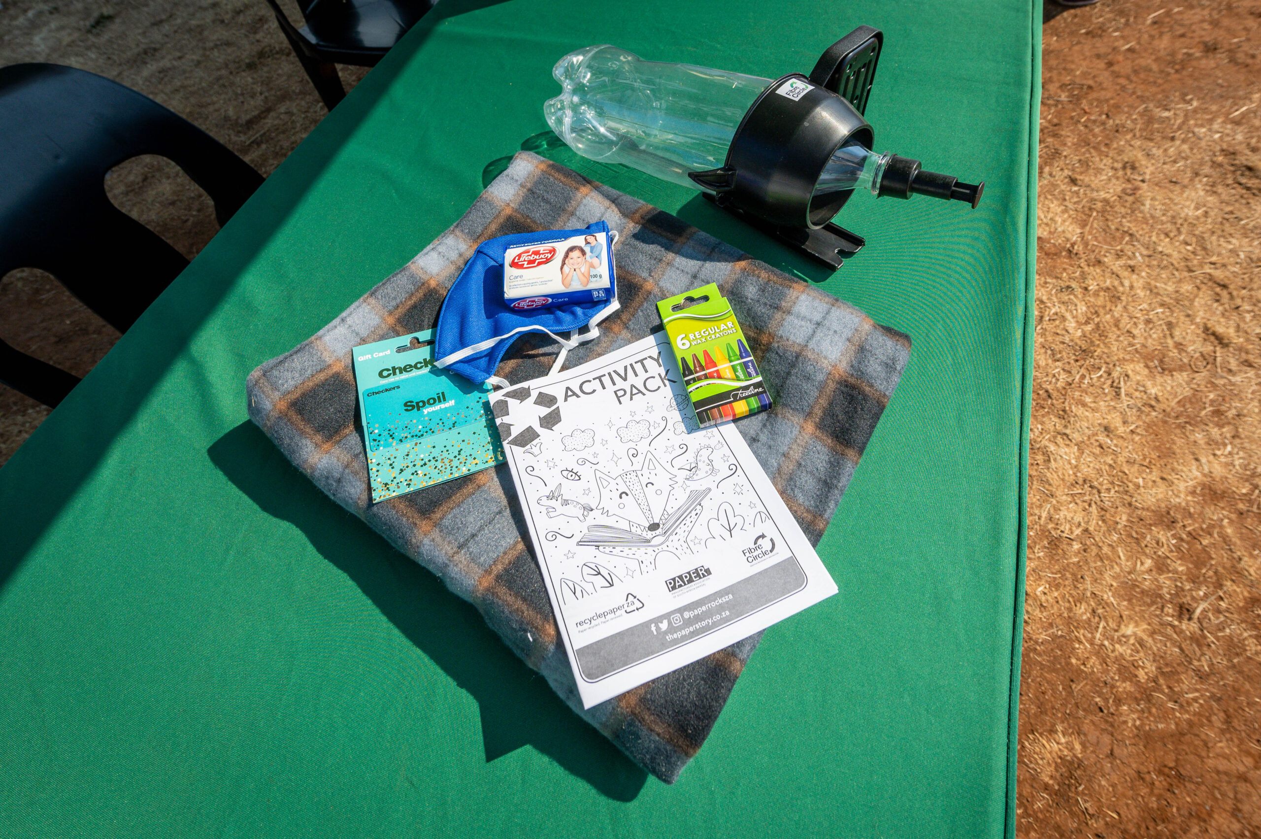 Fibre-Circle-47-scaled Care packs comprised handwashing units, soap, cloth masks, food vouchers, children’s activity packs and blankets were given to 1 500 waste collectors in Springs, east of Johannesburg.